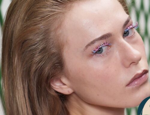 Ροζ σκιές, χρωματιστές mascara & berry lips είναι τα summer makeup looks που θα δούμε παντού φέτος